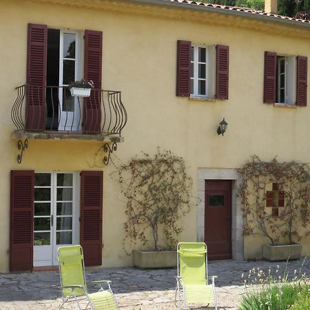 Le Clos Des Canebiers Bed & Breakfast Грас Екстериор снимка